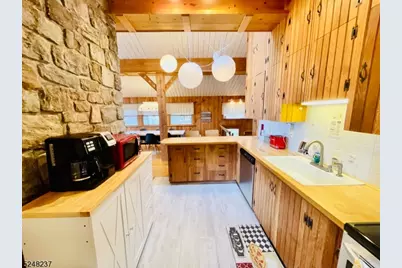 639 Canistear Rd, Vernon Twp., NJ 07422 - Photo 7