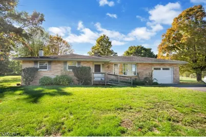 369 Stamets Rd, Holland Township, NJ 08848 - Photo 5