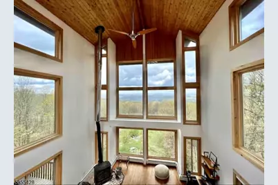 19 Hidden Valley Dr, Vernon, NJ 07462 - Photo 1