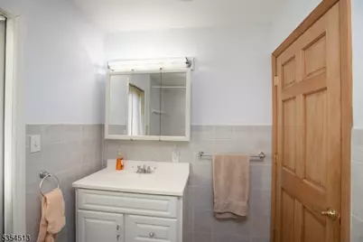 820 E Broad St, Westfield, NJ 07090 - Photo 27