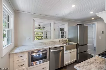 328 Emerson Ln, Berkeley Heights Township, NJ 07922 - Photo 1