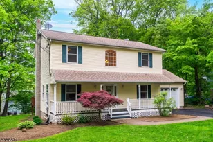 19 Esther Dr, Vernon, NJ 07422 - Photo 1