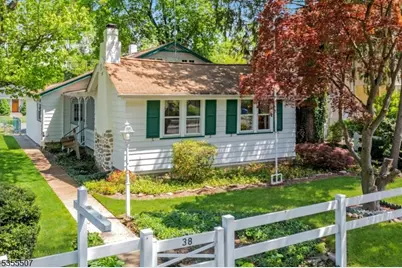 38 Silver Birch Ave, Oakland, NJ 07436 - Photo 1