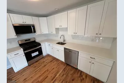 758 Somerset St #2, Watchung, NJ 07069 - Photo 3