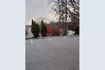 300 Lackawanna Ave, Woodland Park, NJ 07424 - Photo 13