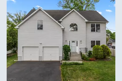 136 Burns St, Franklin Township, NJ 08873 - Photo 1