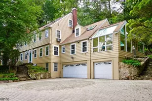 18 Lakeshore Dr, Montville Township, NJ 07045 - Photo 1