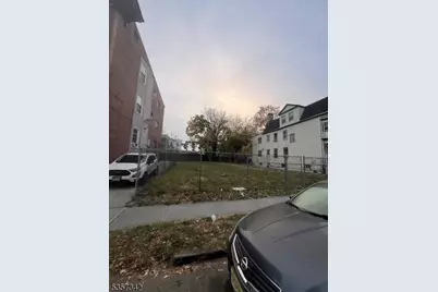 192 Amherst St, East Orange, NJ 07018 - Photo 1