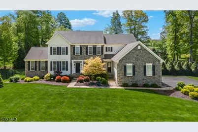 42 Sovereign Dr, Mount Olive, NJ 07836 - Photo 1