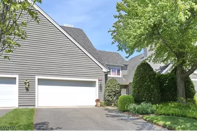 195 Brewster Rd, Wyckoff Township, NJ 07481 - Photo 1