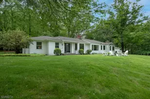 25 Highland Ave, Peapack Gladstone Boro, NJ 07931 - Photo 1
