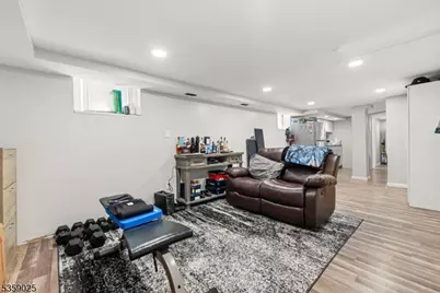 263 Morningside Ave, Cliffside Park, NJ 07010 - Photo 19