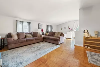 263 Morningside Ave, Cliffside Park, NJ 07010 - Photo 27