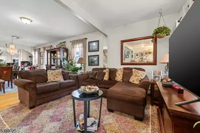 263 Morningside Ave, Cliffside Park, NJ 07010 - Photo 13