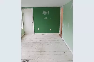 792 Paulsboro Rd, Logan Township, NJ 08085 - Photo 7