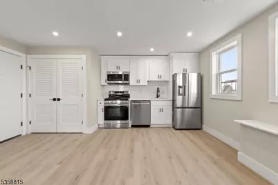 136 Elm St, Newark, NJ 07105 - Photo 19