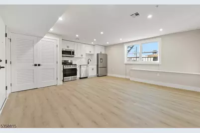 136 Elm St, Newark, NJ 07105 - Photo 9