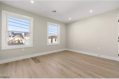 136 Elm St, Newark, NJ 07105 - Photo 25