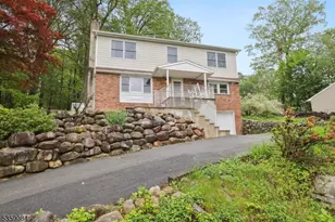 150 New Jersey Ave, Jefferson Township, NJ 07849 - Photo 1