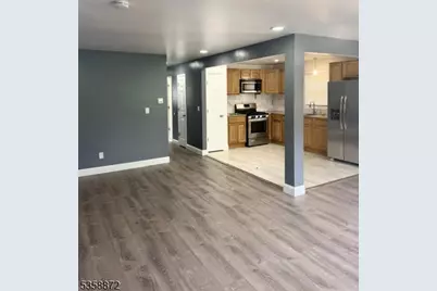 39 Stecher St Unit #2, Newark, NJ 07112 - Photo 9