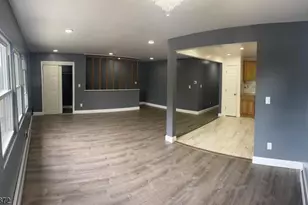 39 Stecher St Unit, Newark, NJ 07112 - Photo 3