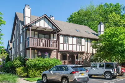 2910 Hemingway Ln, Mahwah, NJ 07430 - Photo 1