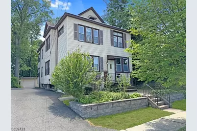 96 Florence Ave, Hawthorne, NJ 07506 - Photo 1