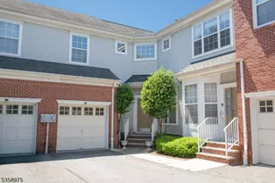 9 Gordon Cir, Parsippany, NJ 07054 - Photo 1