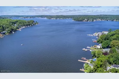 31 Cove Rd, Jefferson Township, NJ 07849 - Photo 27