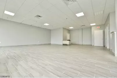 654 Mount Prospect Ave  302, Newark, NJ 07104 - Photo 13