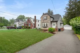 35 Farrington St, West Caldwell, NJ 07006 - Photo 1