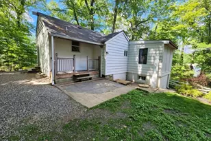 7 Raccoon Island Rd, Jefferson Township, NJ 07849 - Photo 5