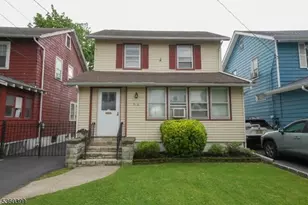 516 Beardsley Ave, Bloomfield, NJ 07003 - Photo 1