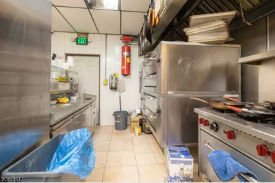 261 2nd St, Elizabeth, NJ 07206 - Photo 11