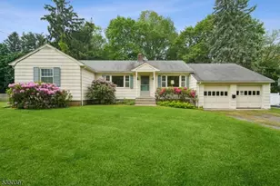 6 Emery Ave, Mendham, NJ 07945 - Photo 1