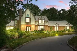 70 Friar Ln, Watchung, NJ 07069 - Photo 1