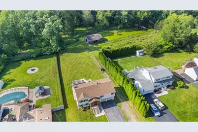 36 Bellows Ln, Montville Township, NJ 07082 - Photo 45