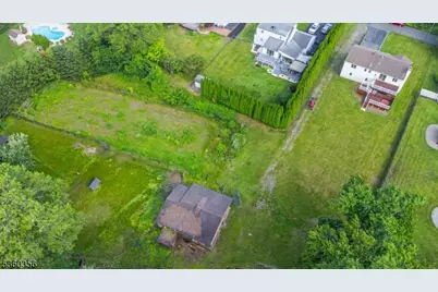 36 Bellows Ln, Montville Township, NJ 07082 - Photo 41