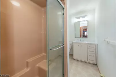 36 Bellows Ln, Montville Township, NJ 07082 - Photo 27