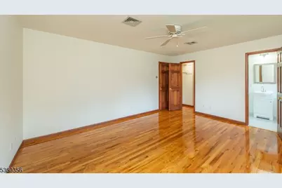 36 Bellows Ln, Montville Township, NJ 07082 - Photo 5