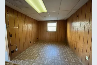 33 Willow St, Washington Boro, NJ 07882 - Photo 9