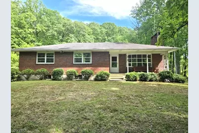 201 Richline Hill Rd, Lopatcong Township, NJ 08886 - Photo 1