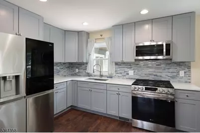 992 Milton Blvd, Rahway, NJ 07065 - Photo 13