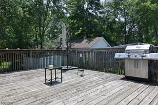 992 Milton Blvd, Rahway, NJ 07065 - Photo 29