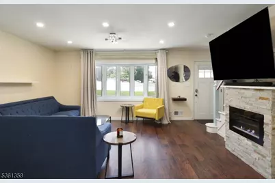 992 Milton Blvd, Rahway, NJ 07065 - Photo 7