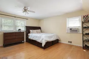 992 Milton Blvd, Rahway, NJ 07065 - Photo 19