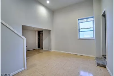 820 S 15th St, Newark, NJ 07108 - Photo 5