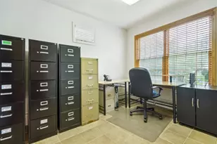 26 Millburn Ave Rm 3, Springfield, NJ 07081 - Photo 3