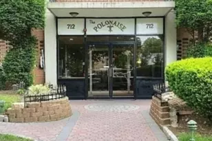 704-712 North Broad St 8D, Elizabeth, NJ 07208 - Photo 1