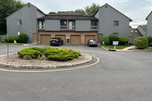 87 Sycamore Ct, Bernards Township, NJ 07920 - Photo 1